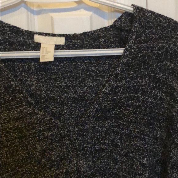 H&M Conscious V Neck Marled Sweater - Picture 10 of 11
